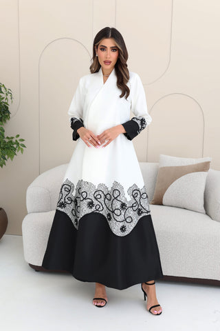overlapped front embroidered abaya