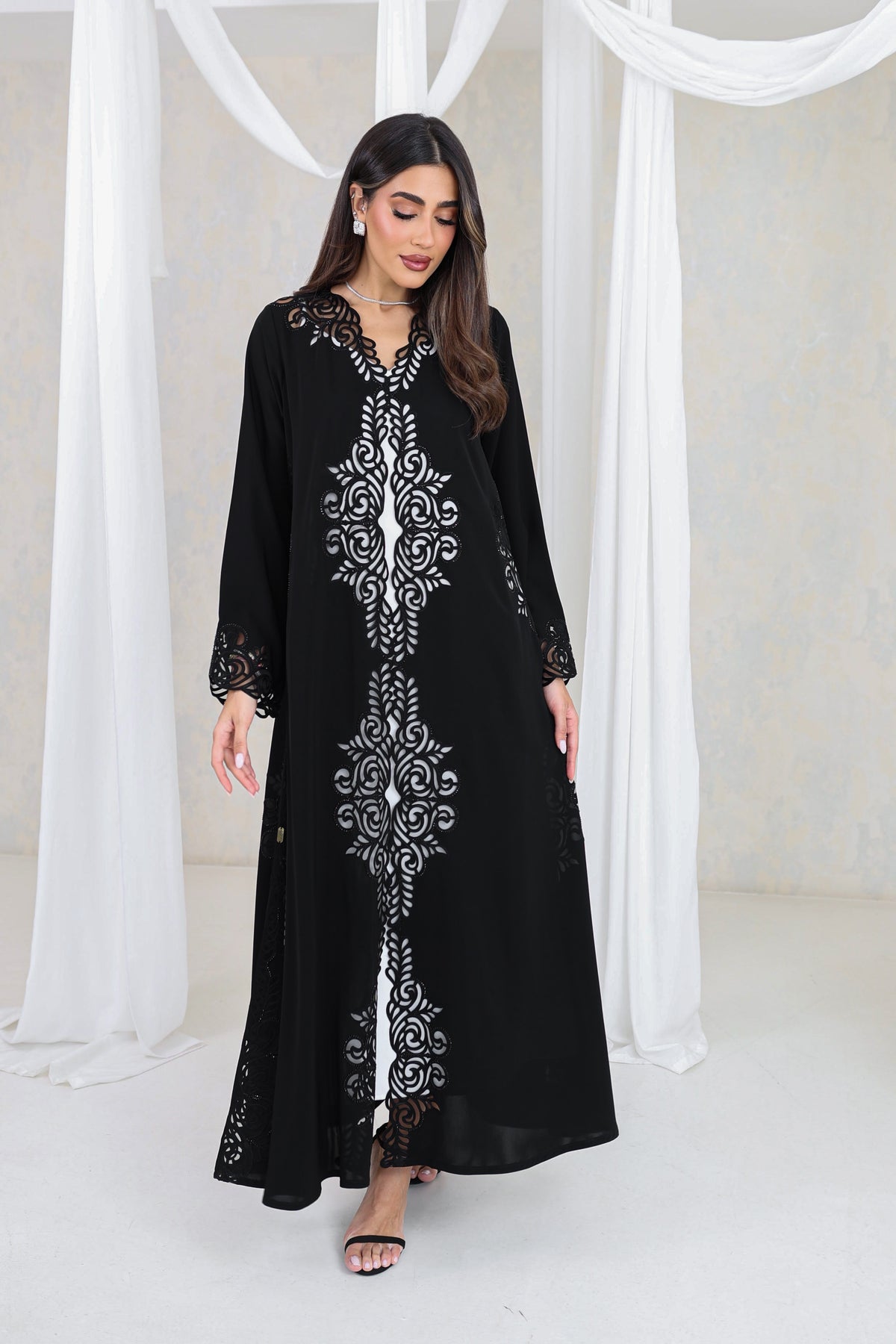 Noir Heritage Embroidered Abaya