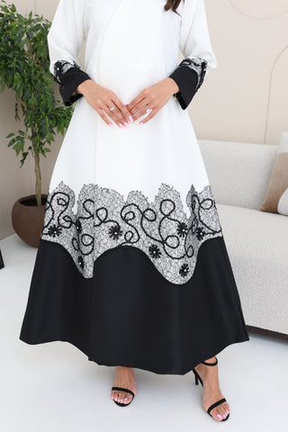 overlapped front embroidered abaya